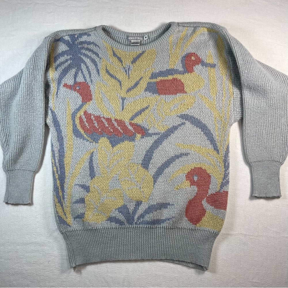 White Stag Light Gray Crewneck Sweater with  Duck Motif